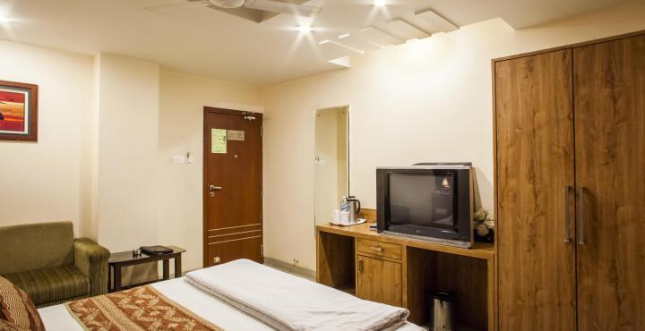 Hotel Tulsi Exotic بوبال المظهر الخارجي الصورة